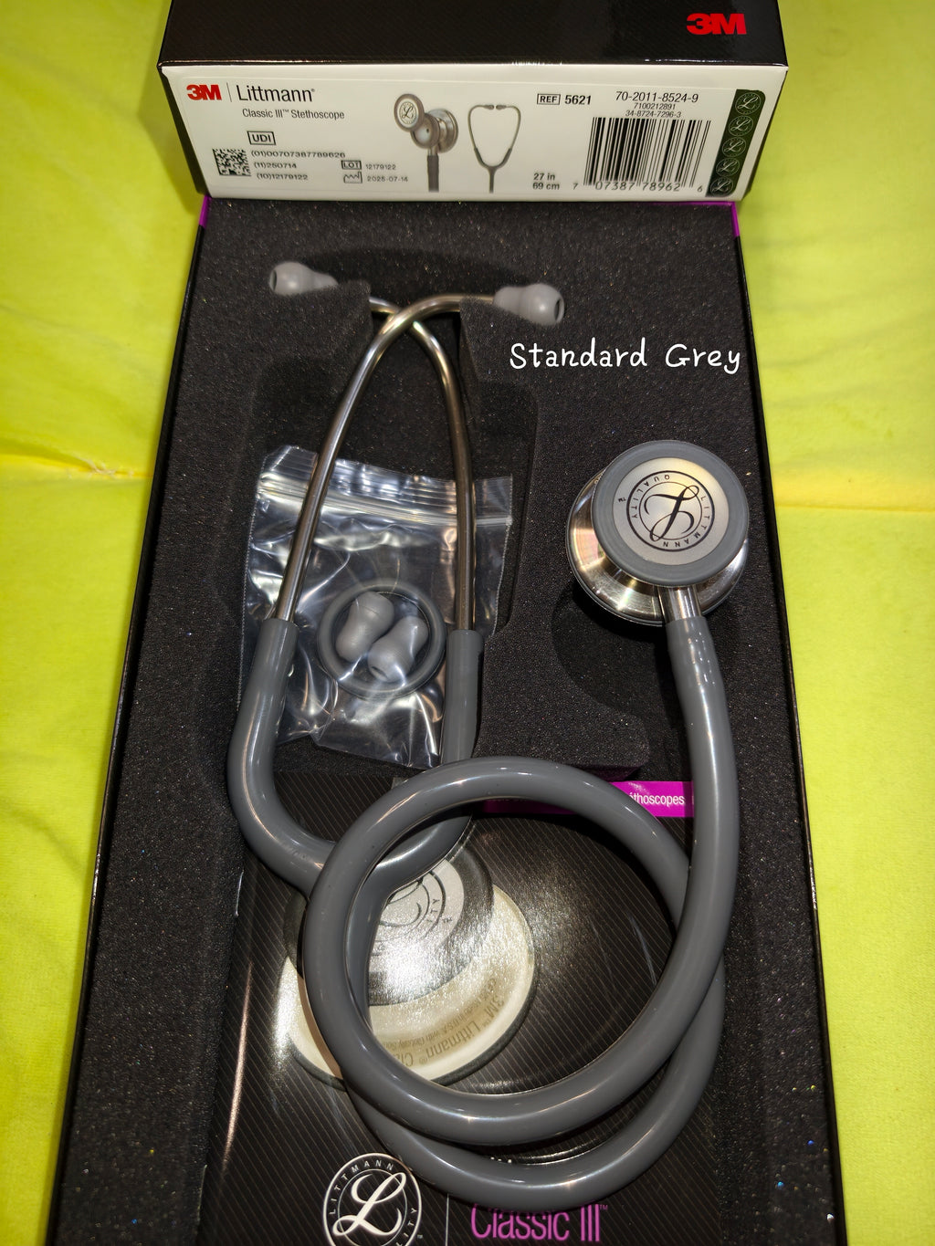 3M Littmann Stethoscope Classic III (100 percent authentic)