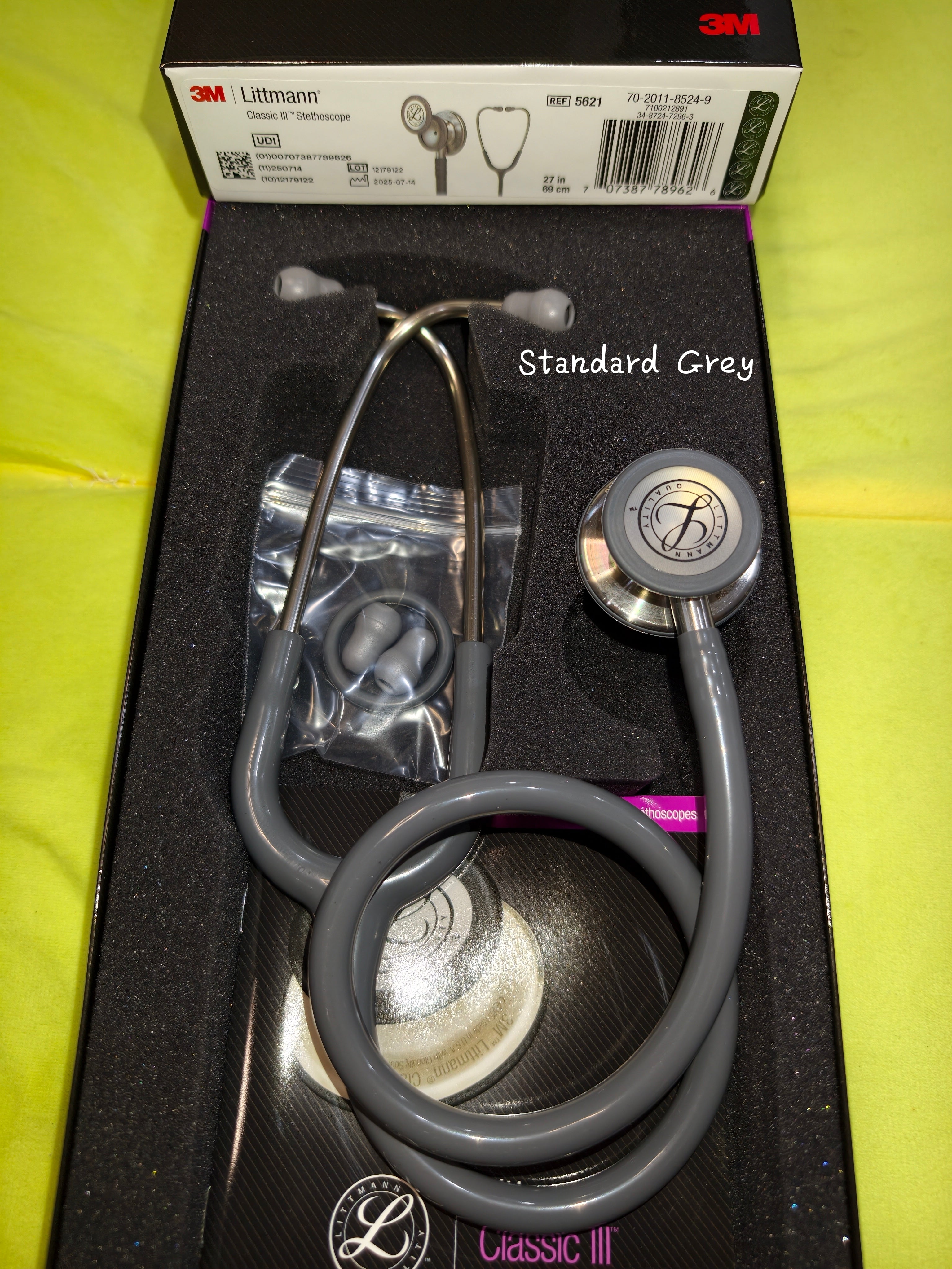 3M Littmann Stethoscope Classic III (100 percent authentic)
